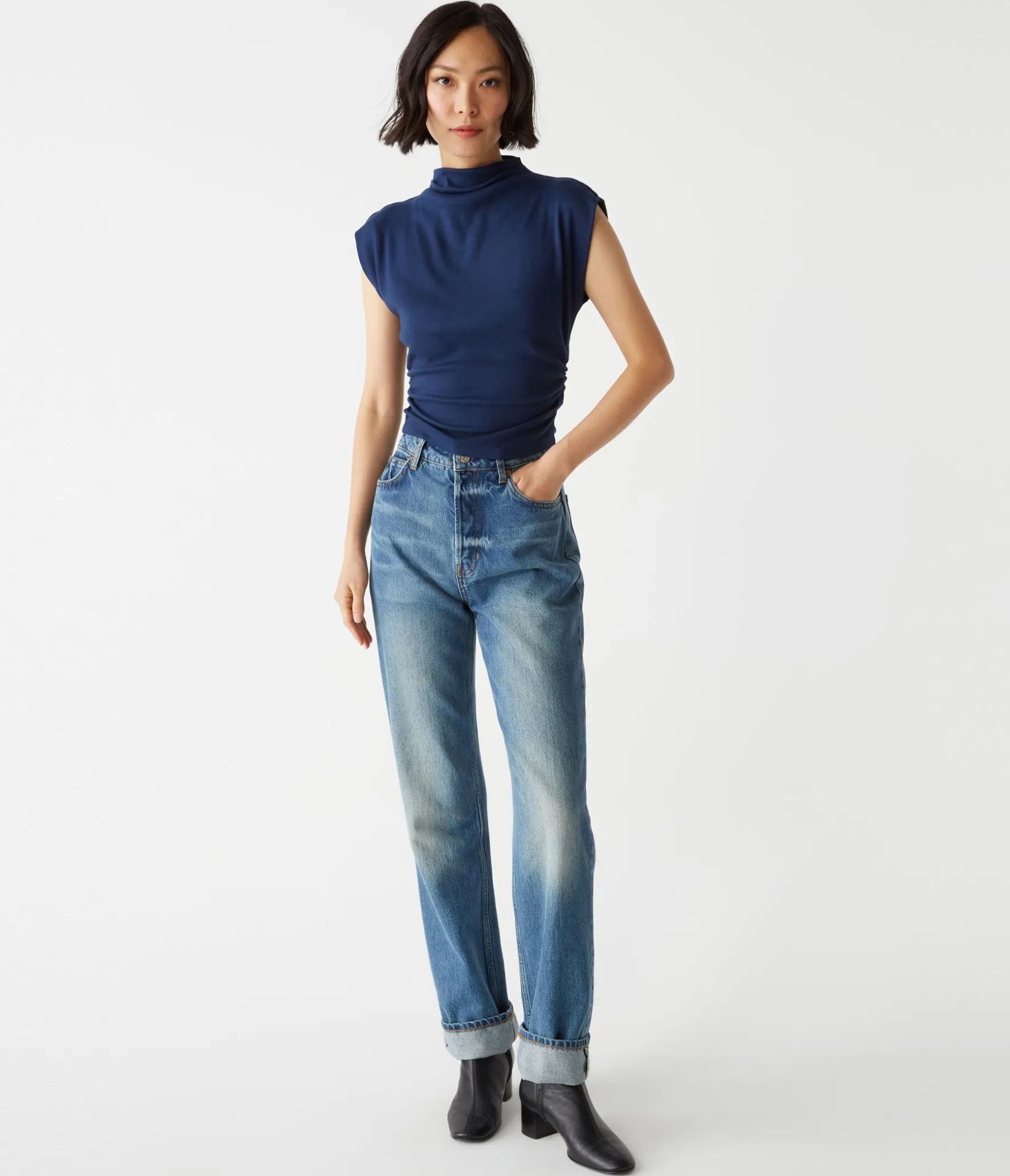 Amara Power Shoulder Tee