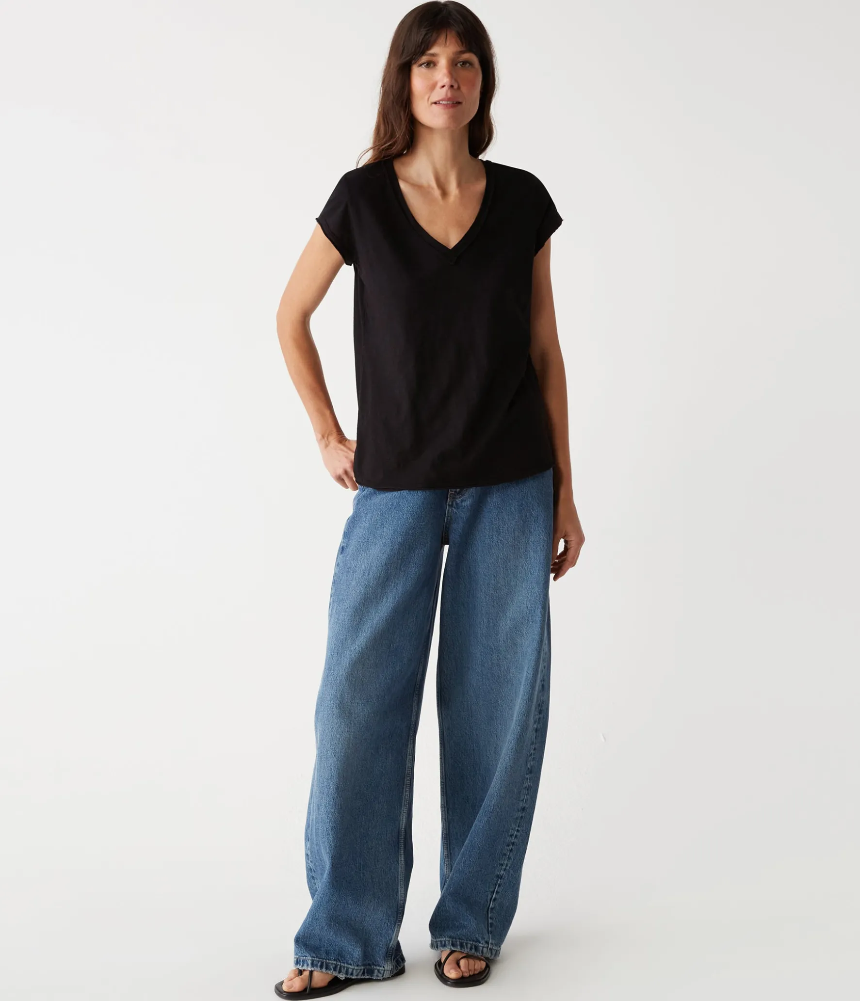 Baxter V-Neck Tee
