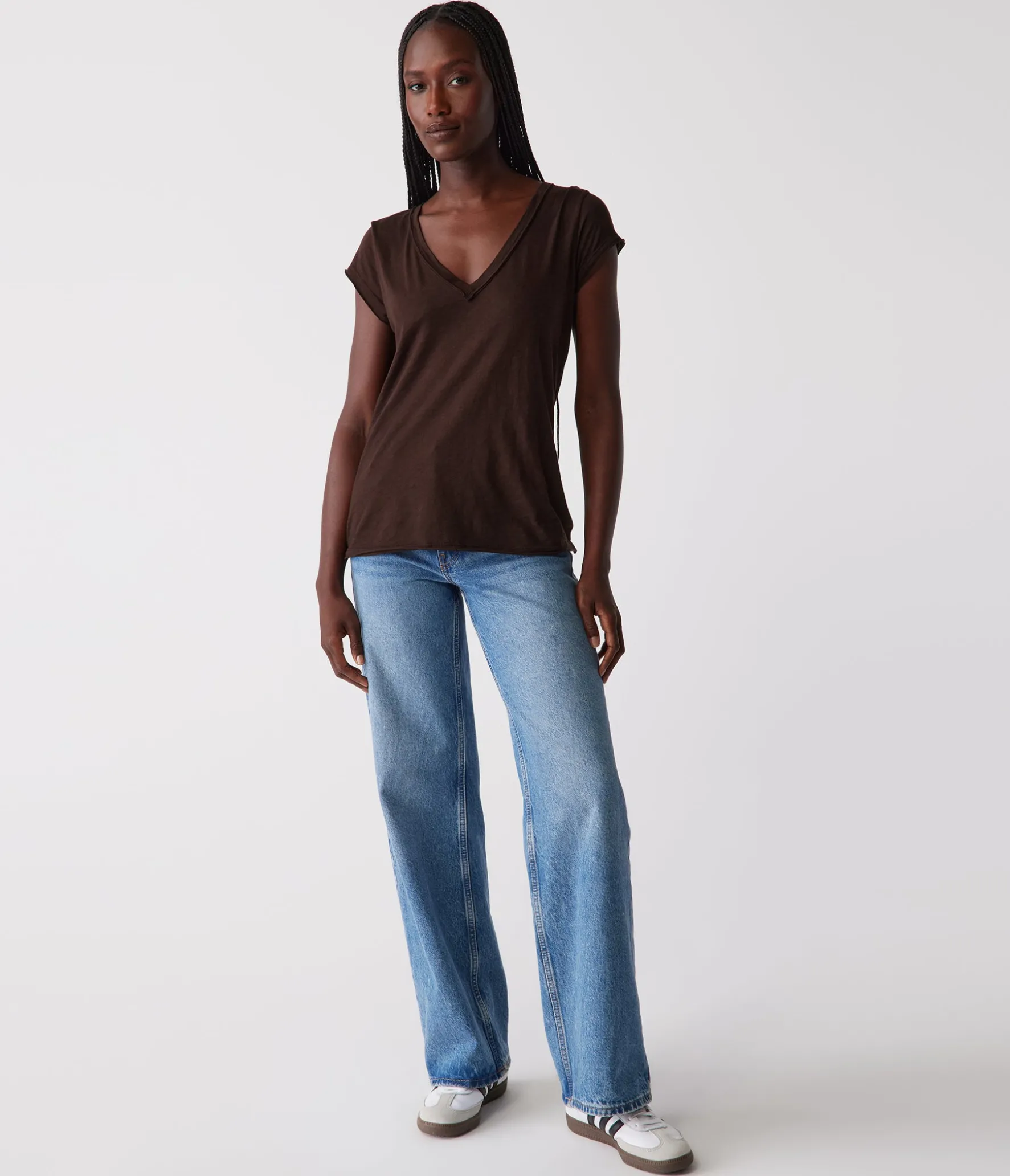 Baxter V-Neck Tee