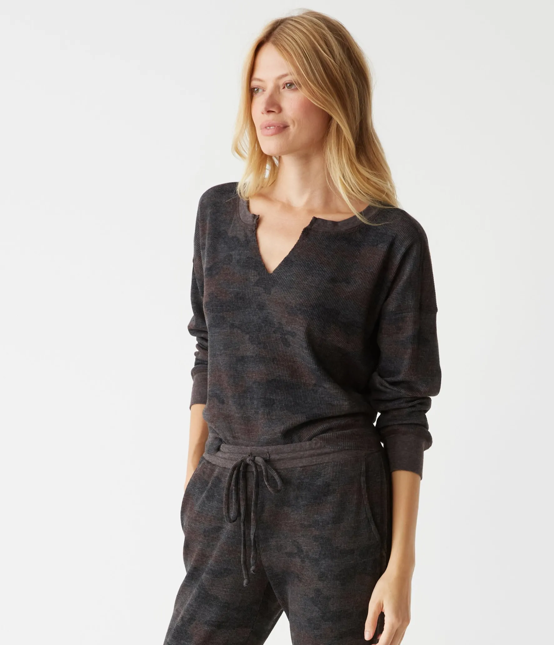Delia Camo Thermal