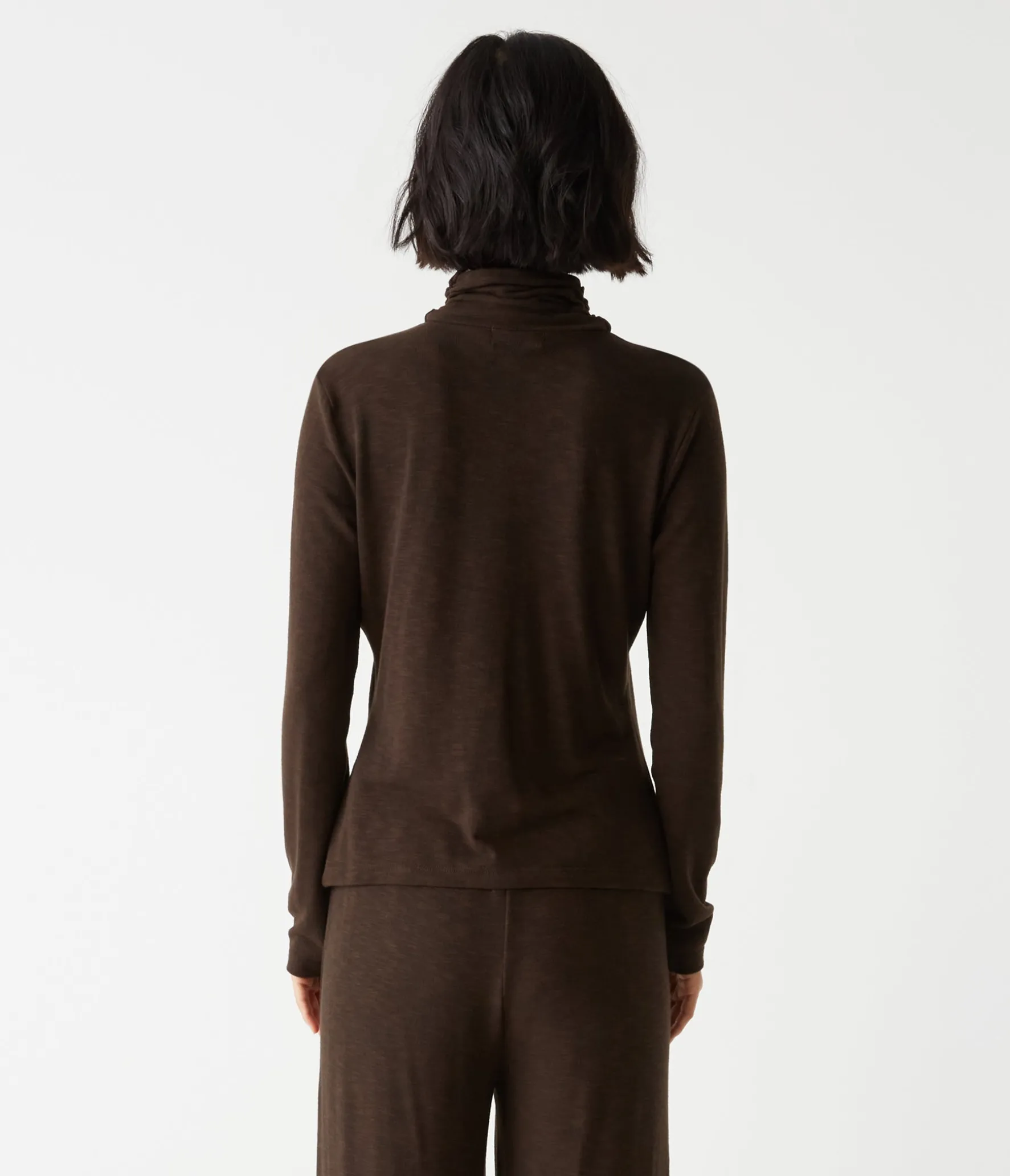 Hadley Turtleneck