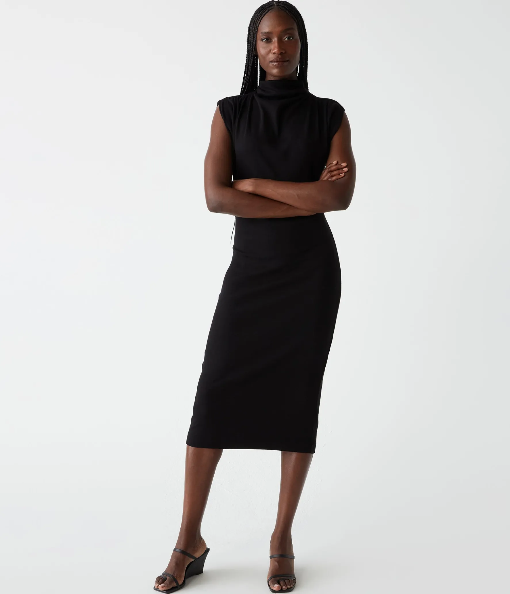 Iolanda Power Shoulder Dress