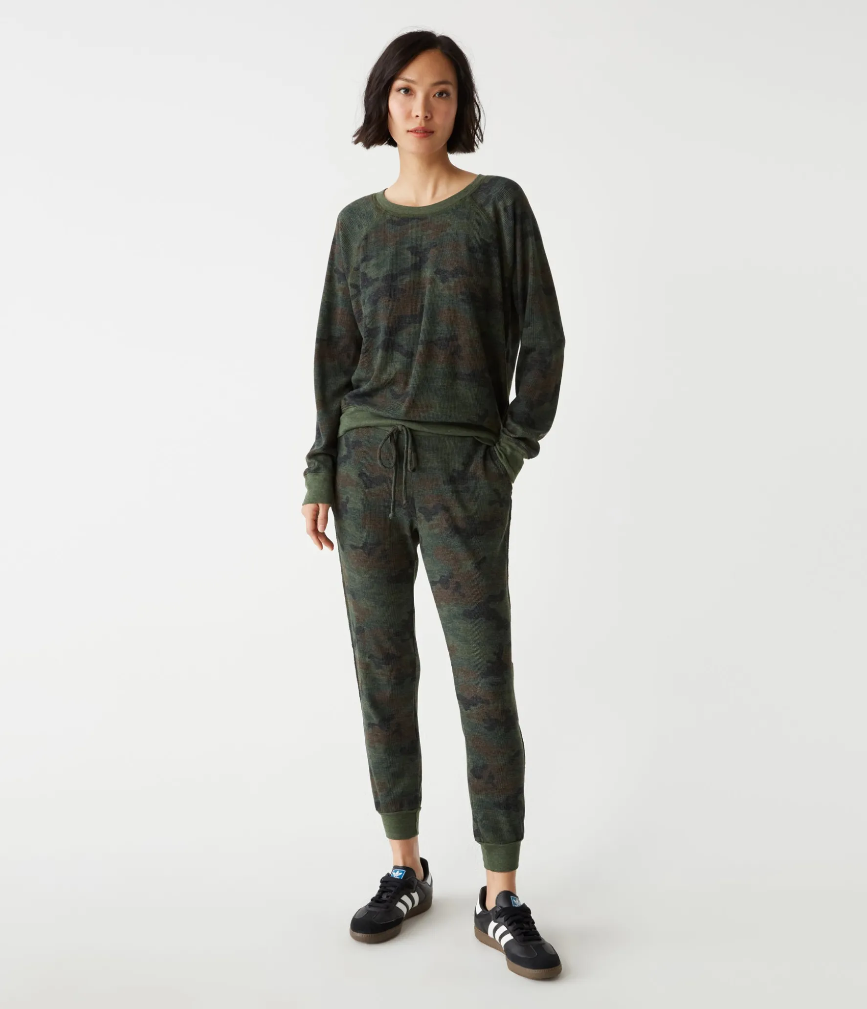 Mira Camo Pullover