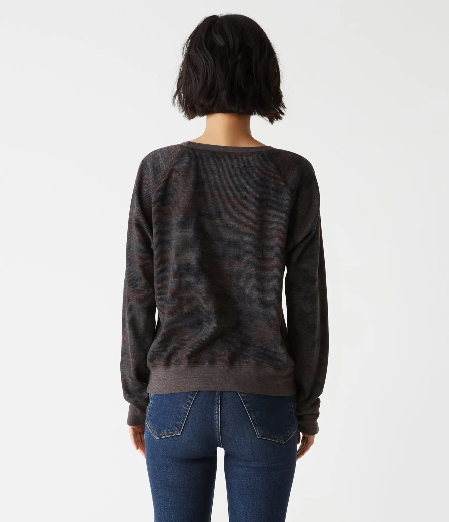 Mira Camo Pullover