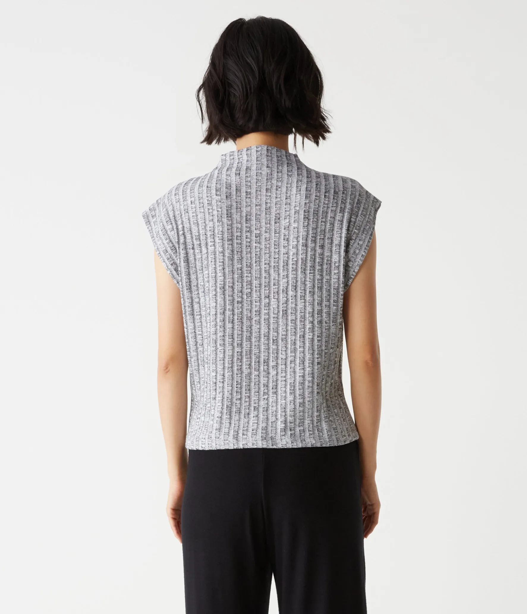 Nara Mock Neck Top