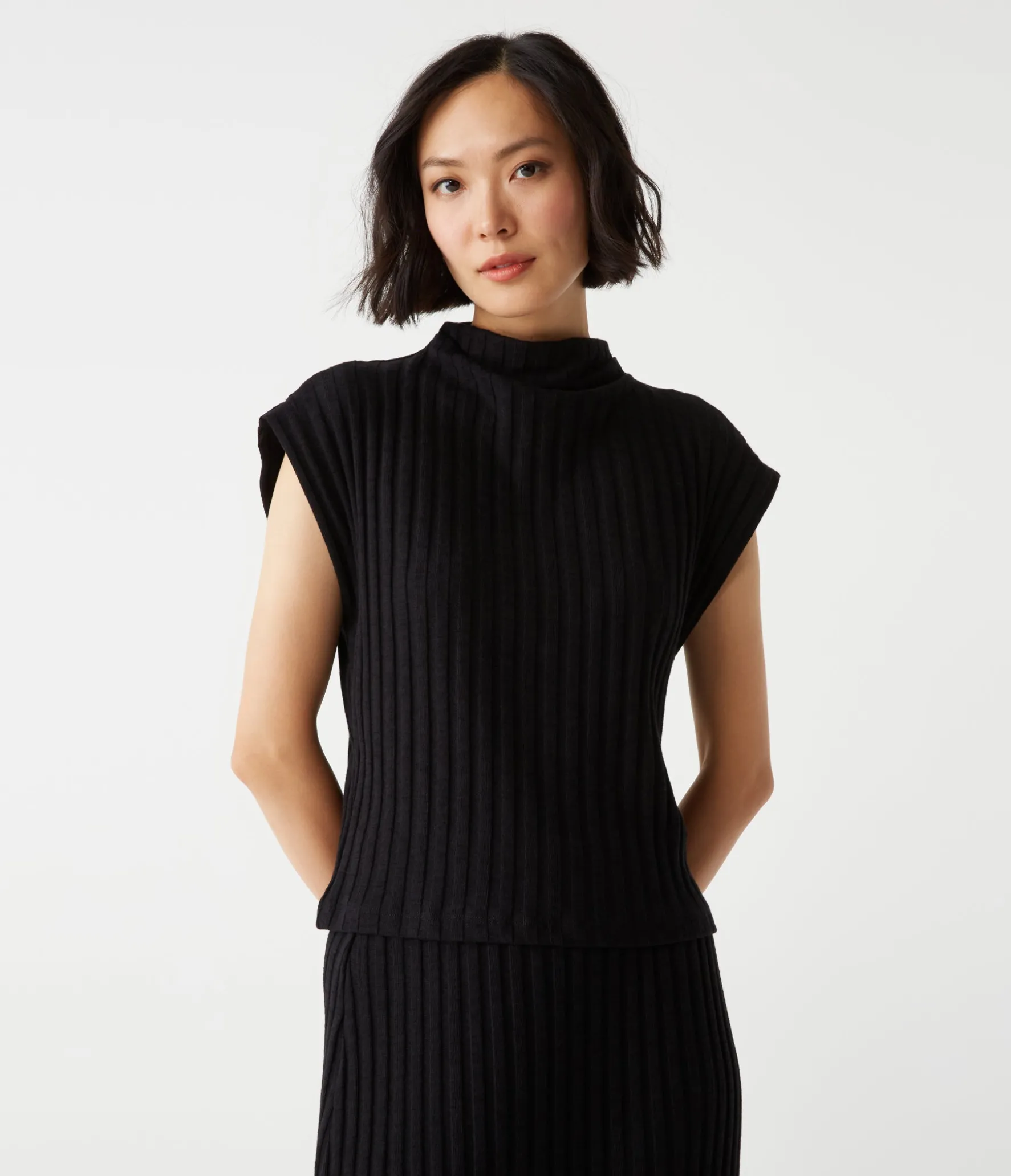 Nara Mock Neck Top