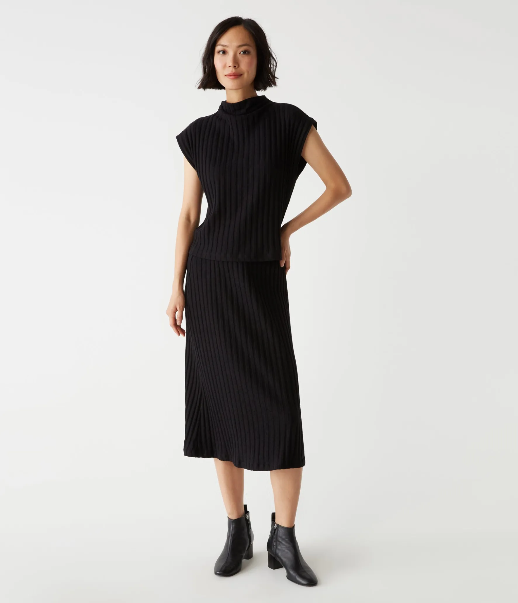 Nara Mock Neck Top