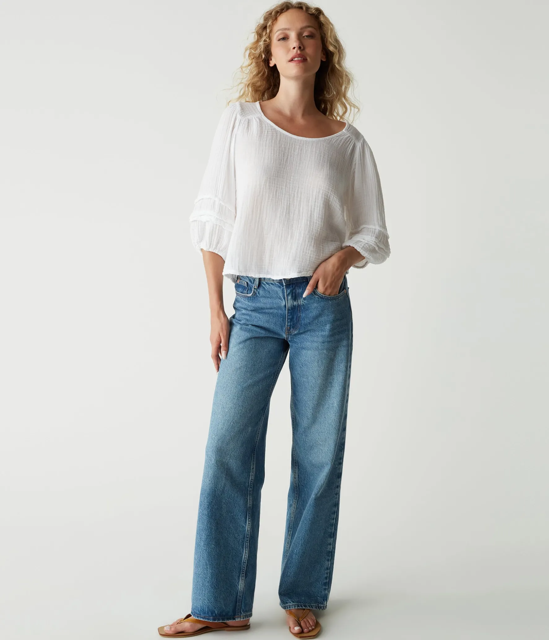 Pruitt Balloon Sleeve Top