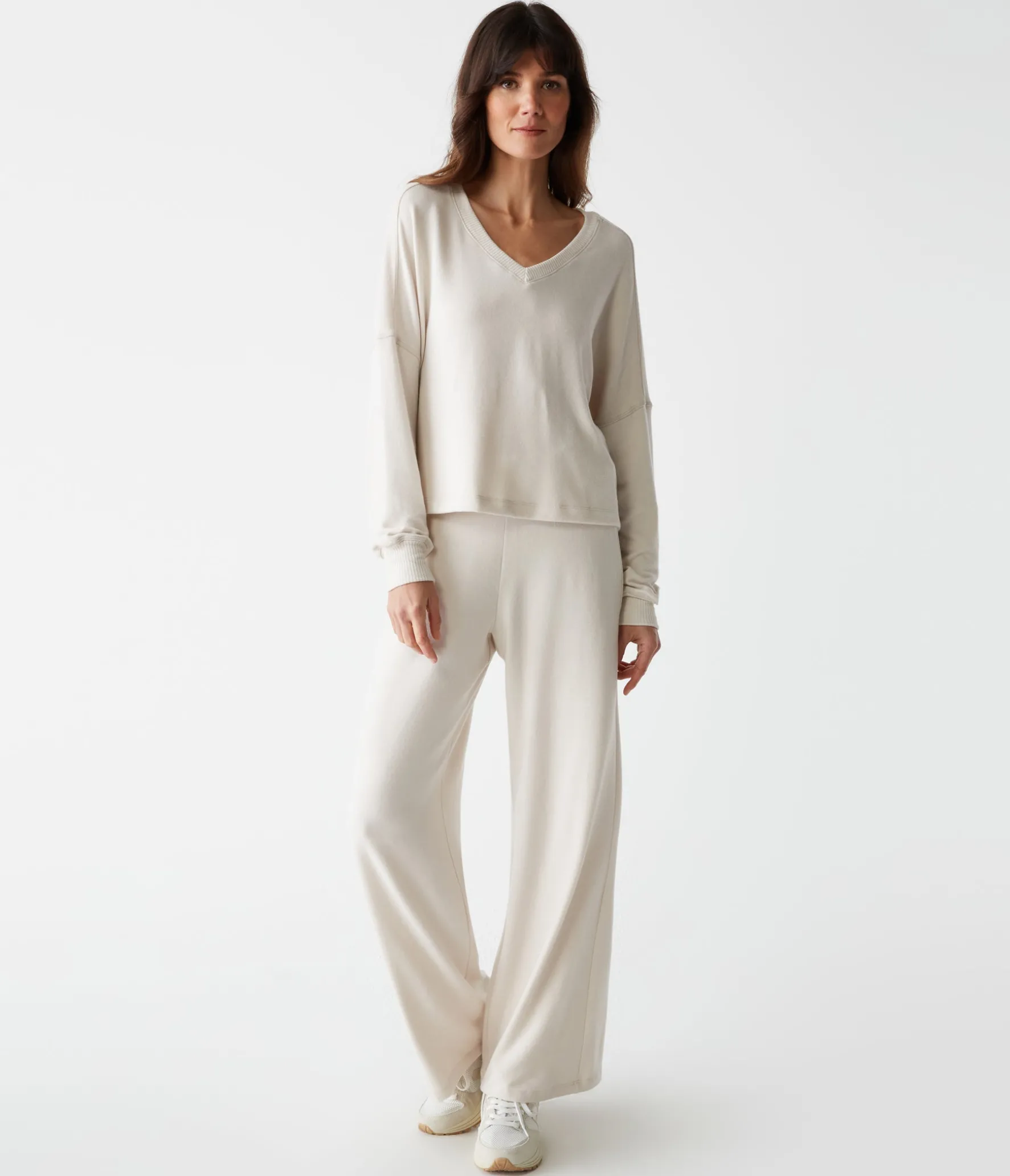 Vic V-Neck Pullover